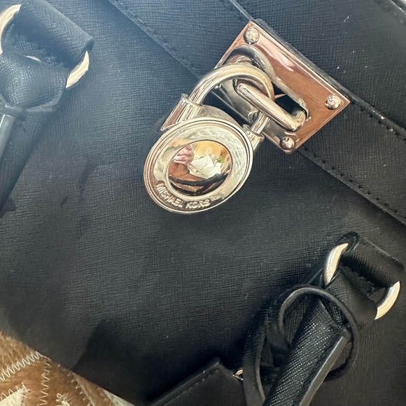 Michael Kors black leather tote - Picture 2 of 3